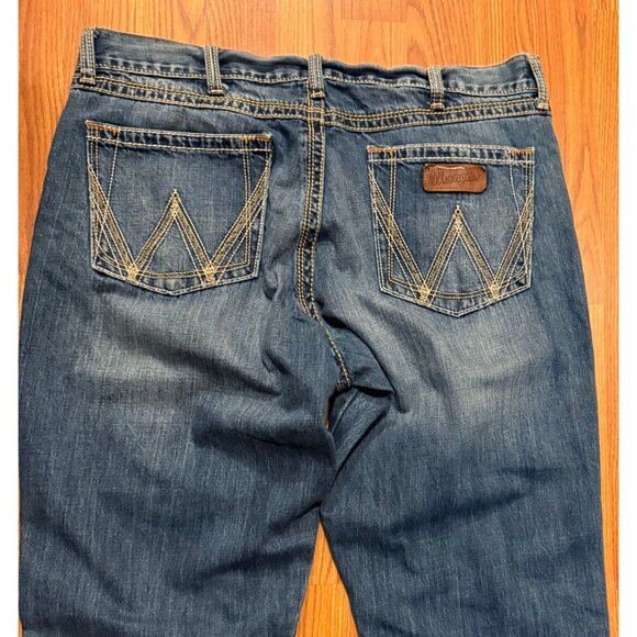 Wrangler Retro Jeans Mens 36x38 Relaxed Boot Blue Denim Western WLT20BR - Picture 1 of 8